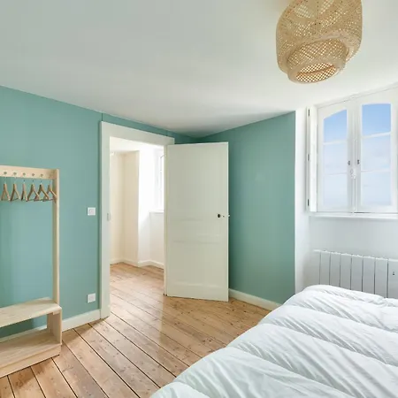 Maison Familiale Pour 12 Adultes Et 2 Enfants Dom wakacyjny *